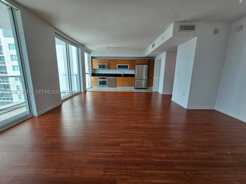 Condo for sale at Vizcayne Everglades On The Bay 3707