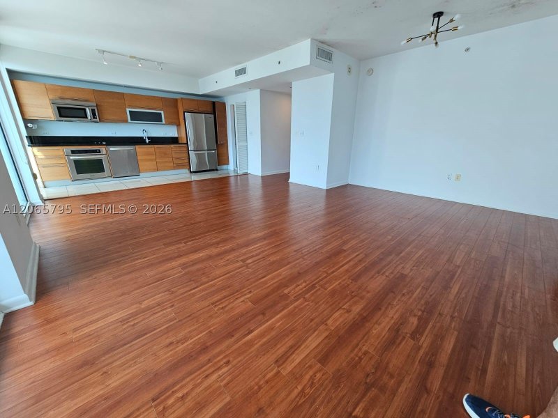 Condo for sale at Vizcayne Everglades On The Bay 3707