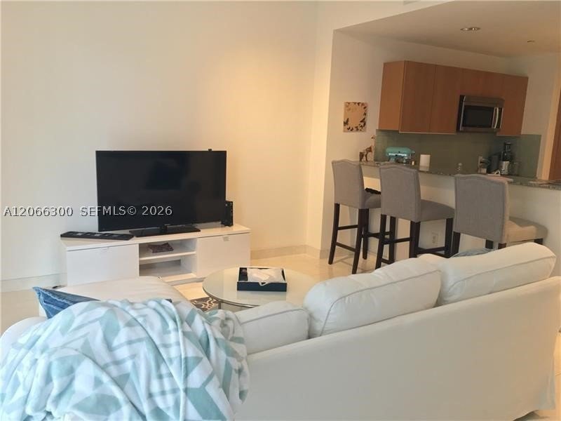 Apartment for rent at Avenue on Brickell 1050 Tower 2322