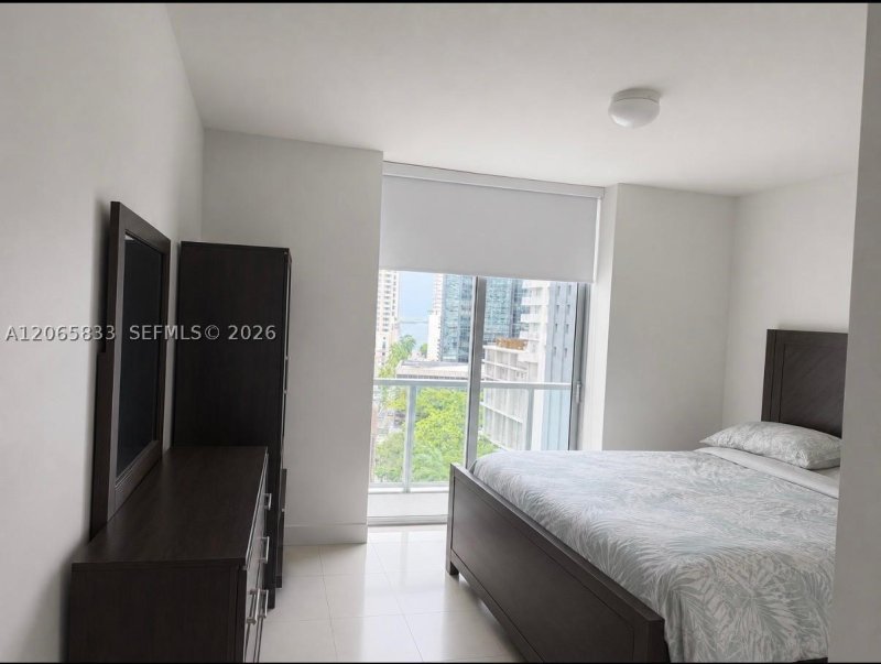 Aluguel de apartamento no Axis on Brickell South Tower 1207-S