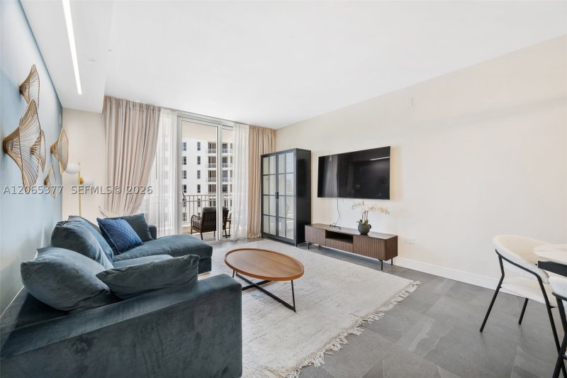 Property photo # 6