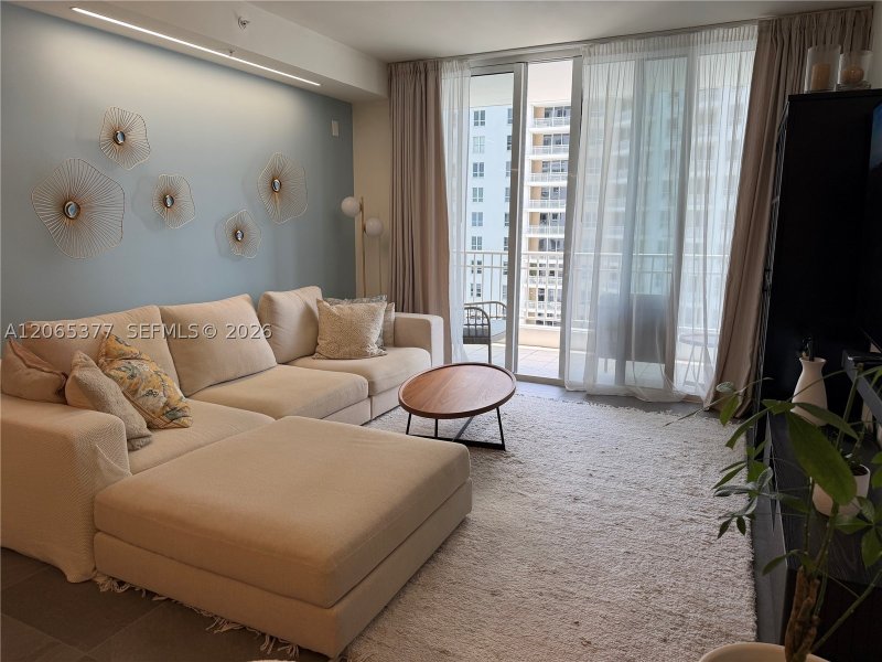 Apartment for rent at Courts Brickell Key 1805