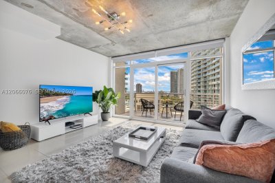 Midtown Midblock Apt #1119
