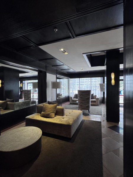 Comprar apartamento no Charter Club Condos 1112