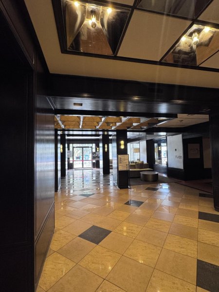 Comprar apartamento no Charter Club Condos 1112