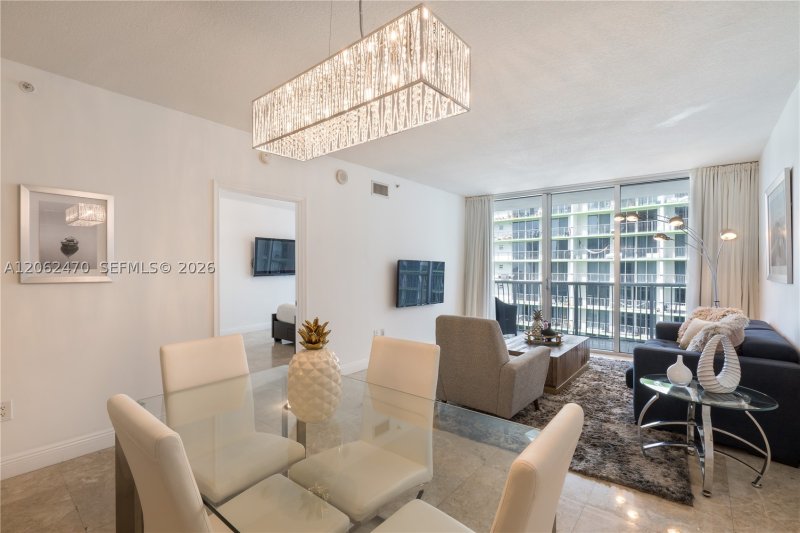 Aluguel de apartamento no Opera Tower 3409