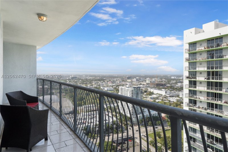 Aluguel de apartamento no Opera Tower 3409