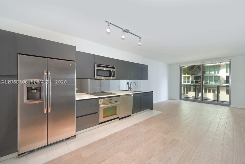 MyBrickell Condo Apt #406