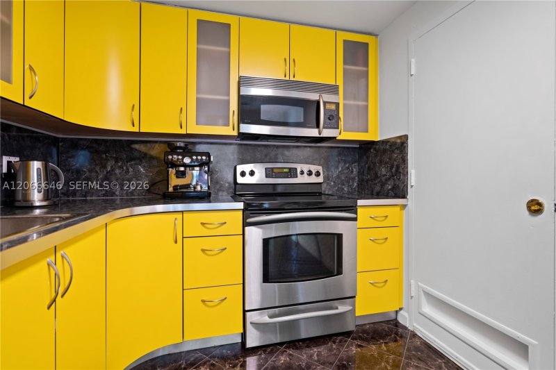 Property photo # 14