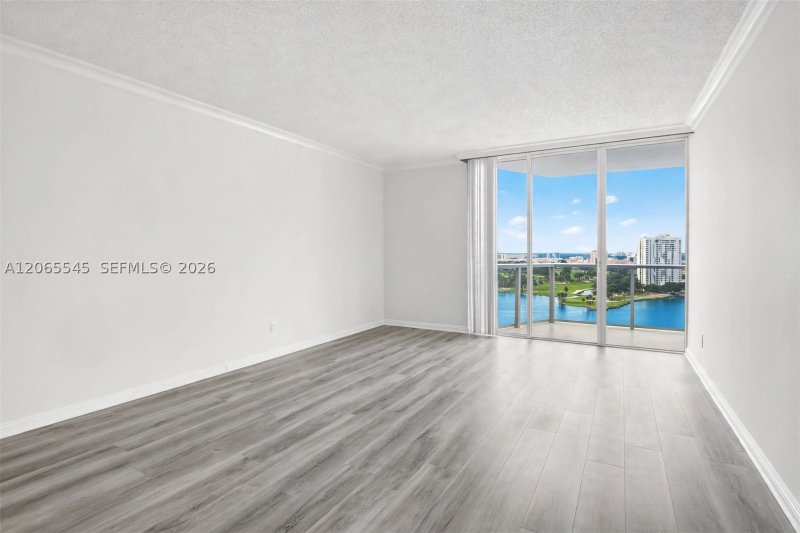 Comprar apartamento no Hamptons West 1801