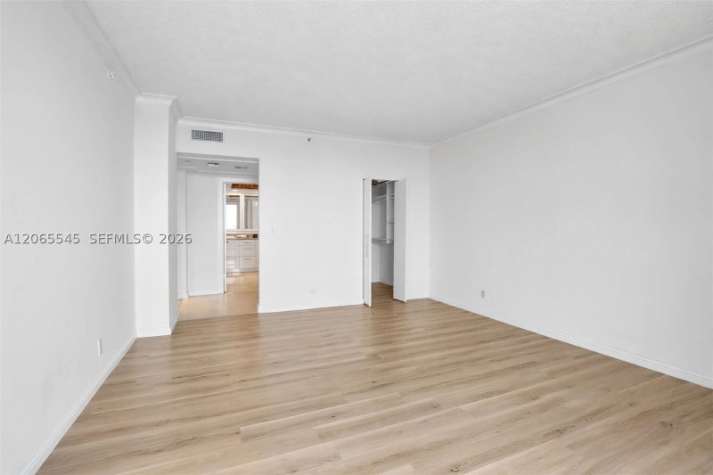 Comprar apartamento no Hamptons West 1801