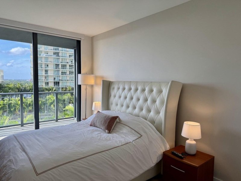 Alquiler de apartamento en Hyde Midtown 1116