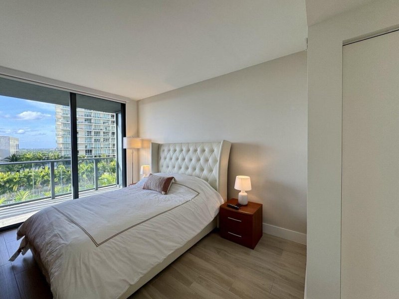 Alquiler de apartamento en Hyde Midtown 1116