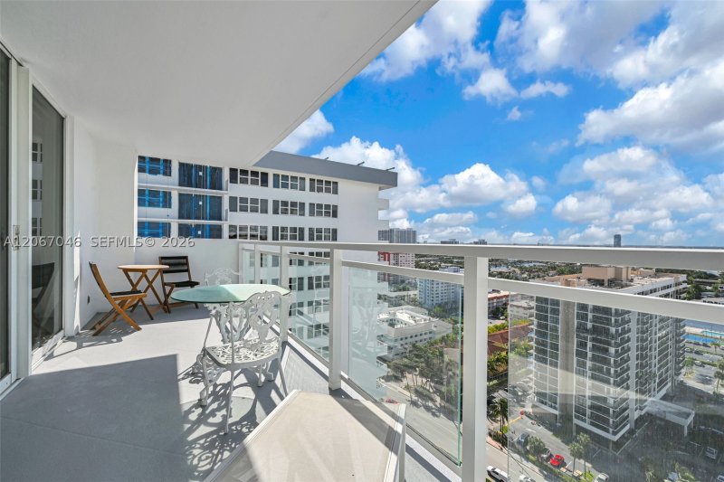 Condo for sale at Parker Plaza Estates 2027