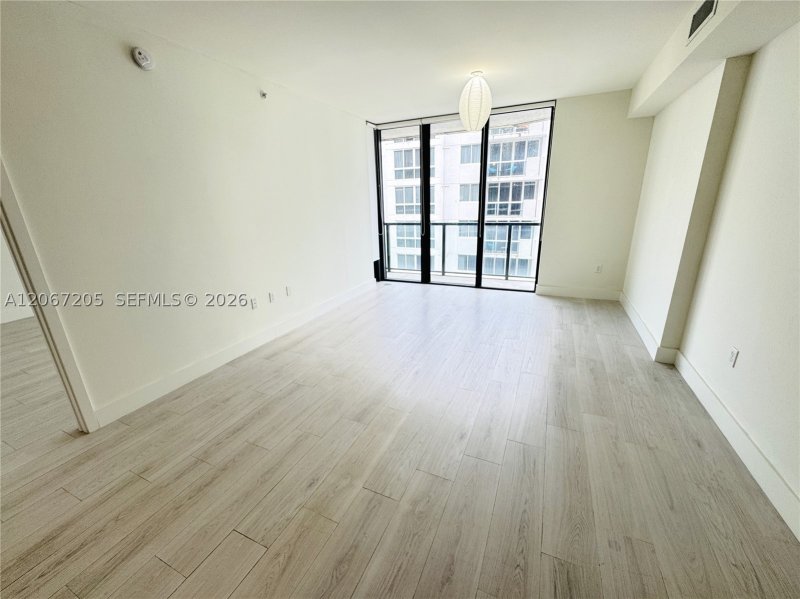 Comprar apartamento no Cassa Brickell 603