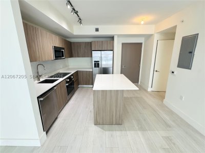 Cassa Brickell Apt #603