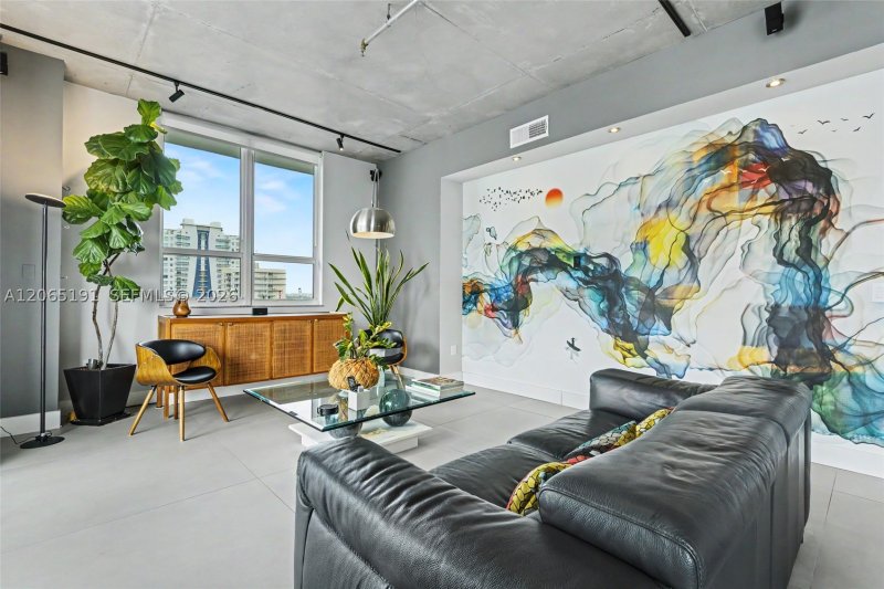 Uptown Lofts Apt #1004