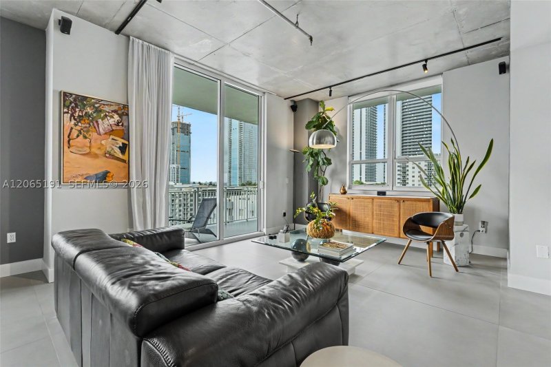 Alquiler de apartamento en Uptown Lofts 1004