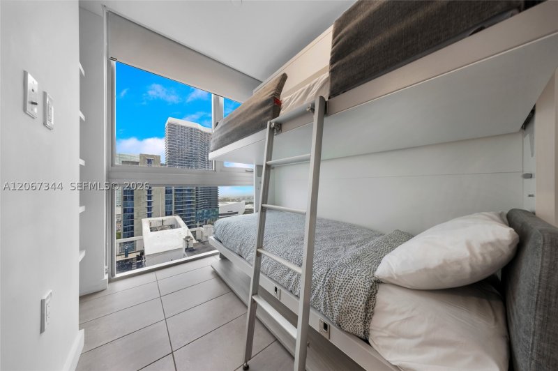 Comprar apartamento en YotelPad Miami 3107