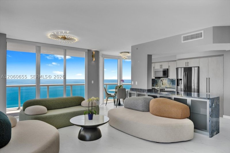 Alquiler de apartamento en Akoya 3901