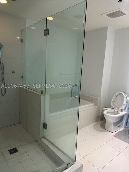 Aluguel de apartamento no 1100 Millecento 2708