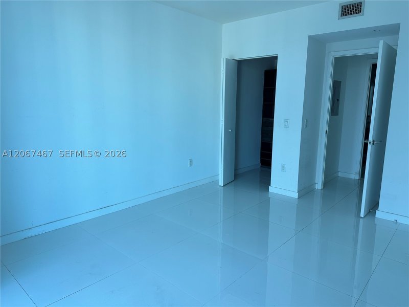Aluguel de apartamento no 1100 Millecento 2708