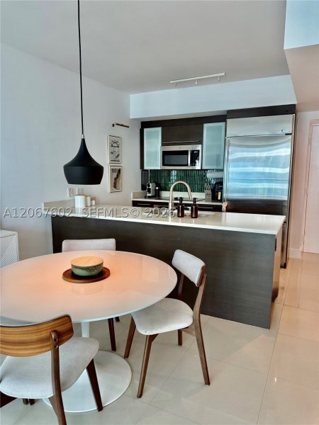 Aluguel de apartamento no 500 Brickell East Tower 2706