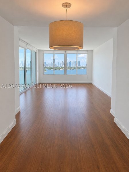 Alquiler de apartamento en Mirador North Tower 1206