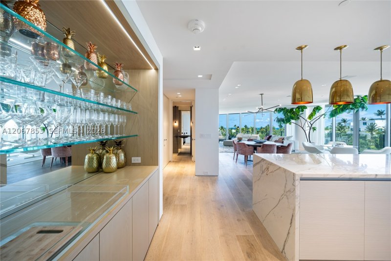 Aluguel de apartamento no One Ocean South Beach 406
