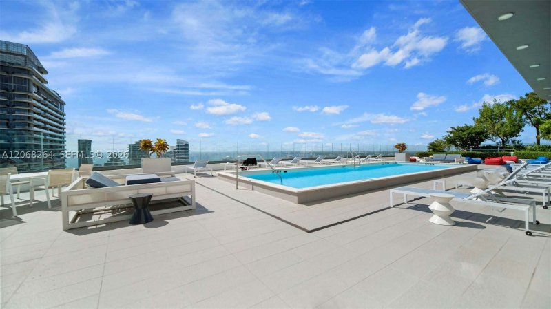 Comprar apartamento no Brickell Heights West 3509