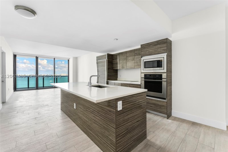 Comprar apartamento en Icon Bay 1803