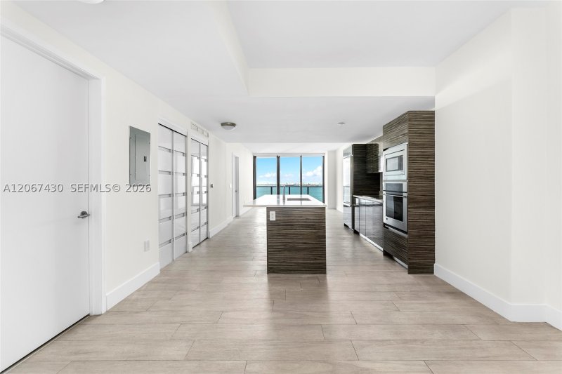 Comprar apartamento en Icon Bay 1803
