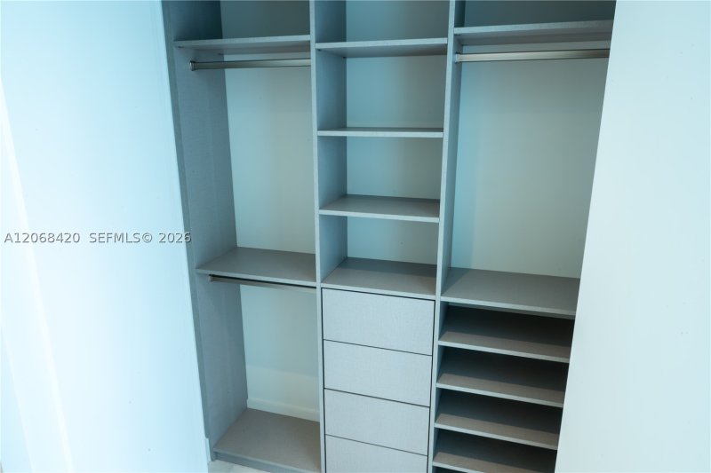 Alquiler de apartamento en Una Residences at Brickell 1002