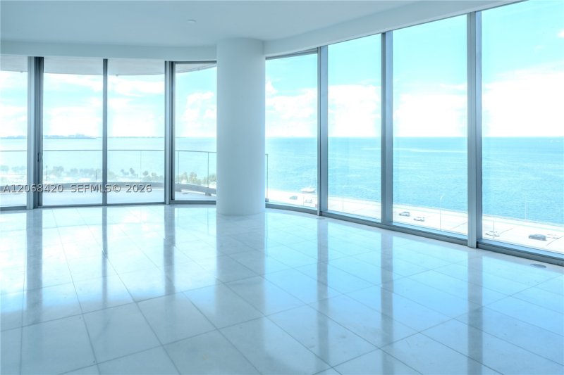 Alquiler de apartamento en Una Residences at Brickell 1002
