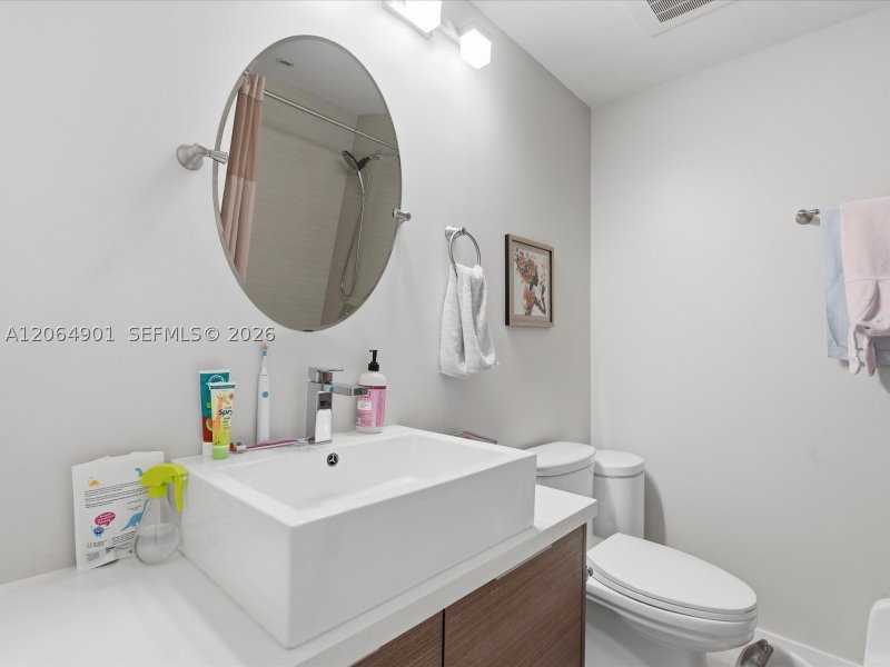 Alquiler de apartamento en Brickell Ten 1009