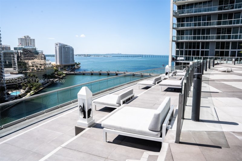 Comprar apartamento no Icon Brickell Tower II 411