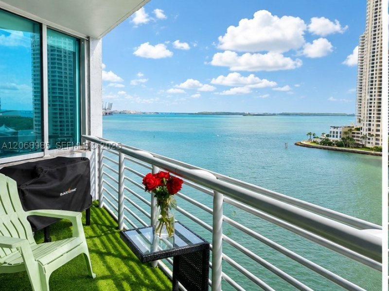 Alquiler de apartamento en One Miami West Tower 1005