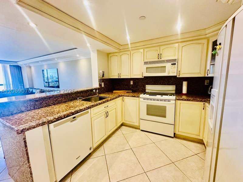 Property photo # 7