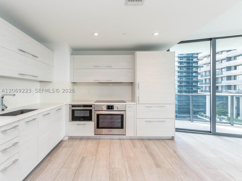 Condo for sale at Brickell Heights East 1201