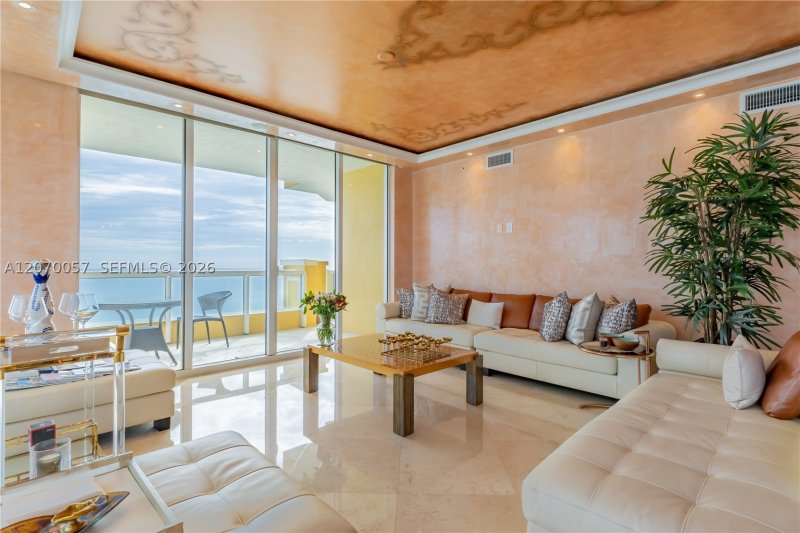 Condo for sale at Acqualina Resort & Spa 4001