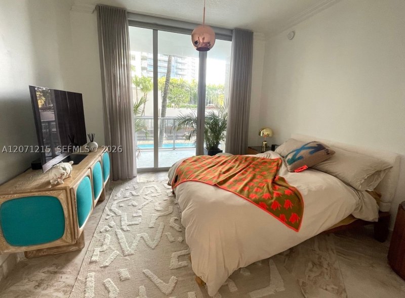 Alquiler de apartamento en Midtown Miami 2 H0806