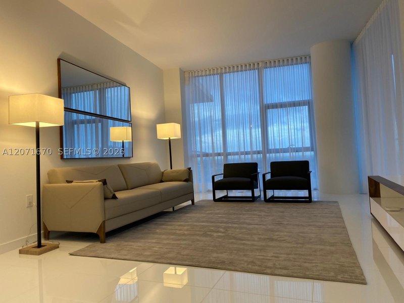 Apartment for rent at Paramount Miami WorldCenter 2501