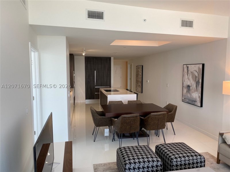 Apartment for rent at Paramount Miami WorldCenter 2501