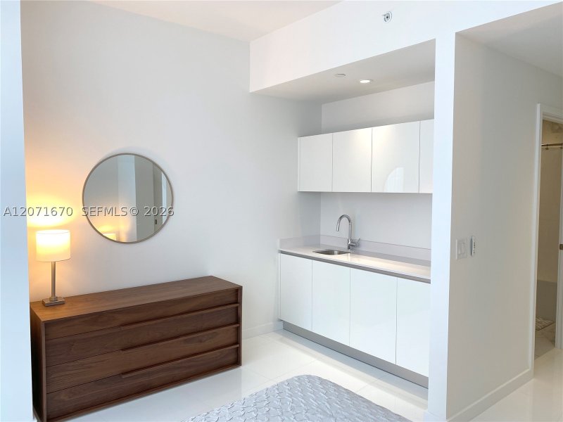 Apartment for rent at Paramount Miami WorldCenter 2501