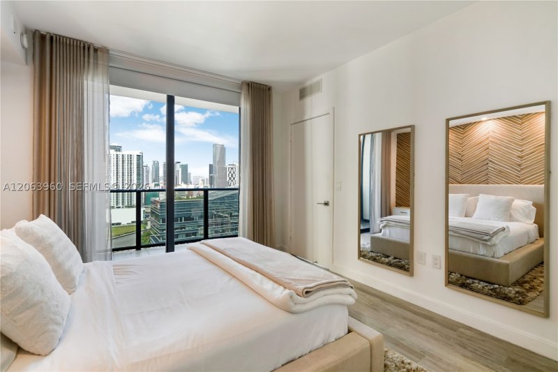 Aluguel de apartamento no Brickell Heights West 2301