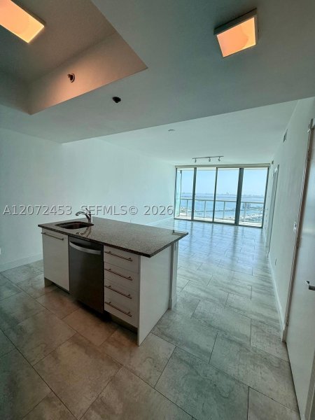 Alquiler de apartamento en Marina Blue 3611