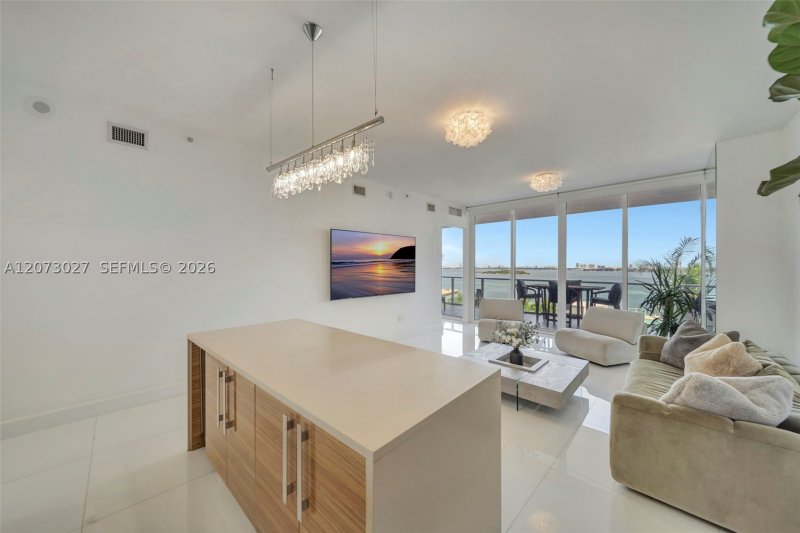 Comprar apartamento no Paramount Bay 708