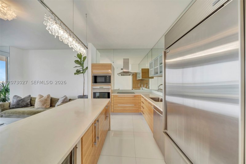 Comprar apartamento no Paramount Bay 708