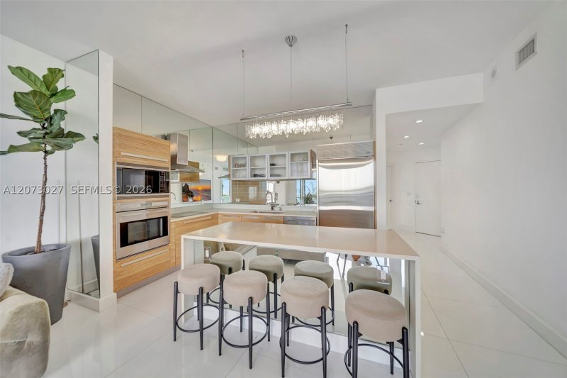 Comprar apartamento no Paramount Bay 708