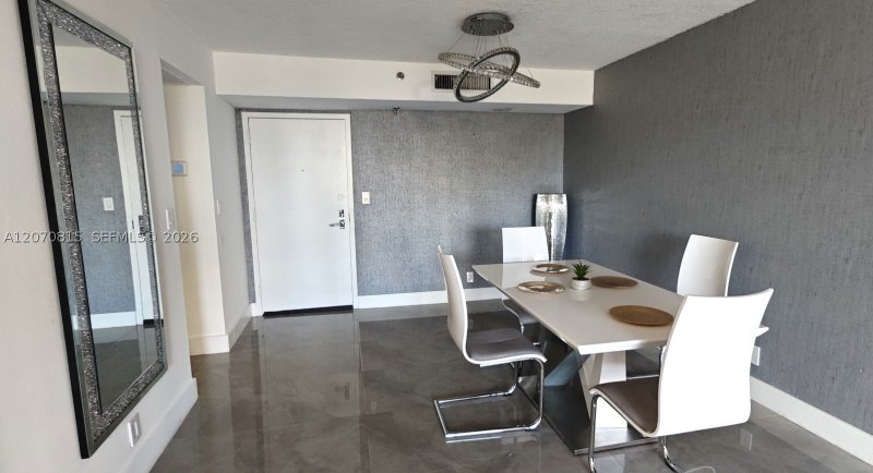 Condo for sale at Parc Central Aventura 517